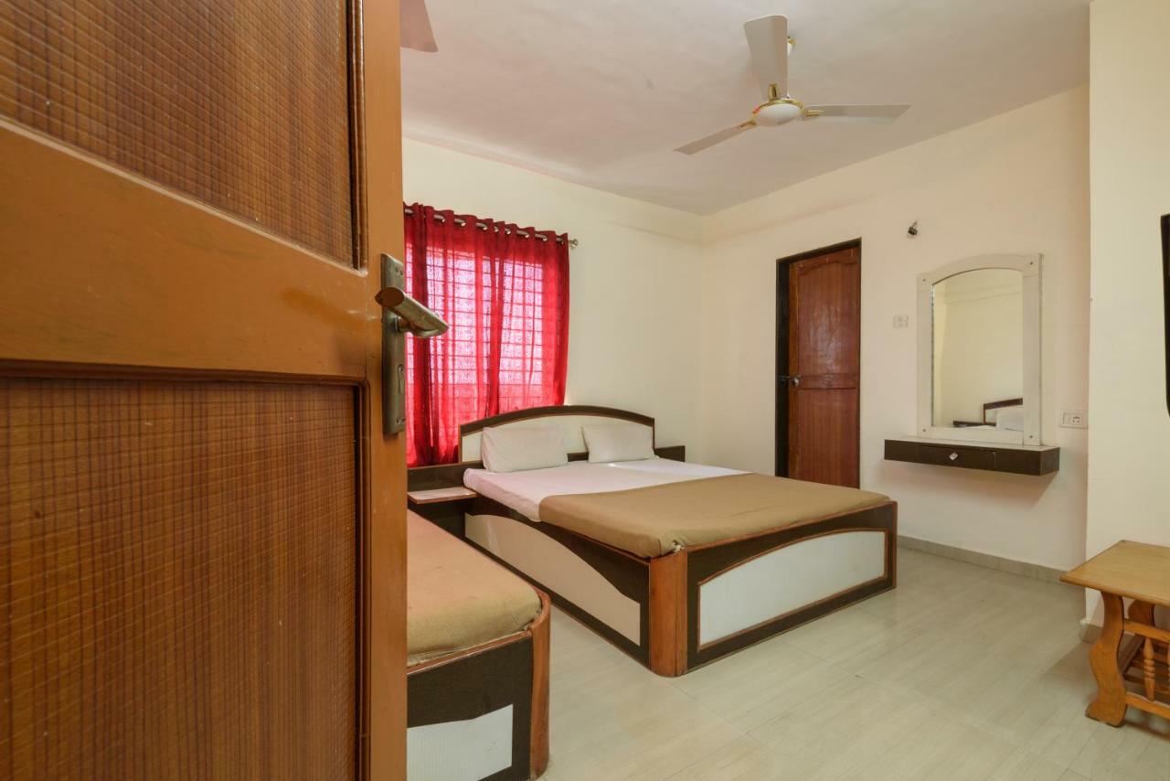 Hotel Sai Shraddha Shirdi Room photo